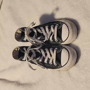 Converse hightops- all star chuck taylors